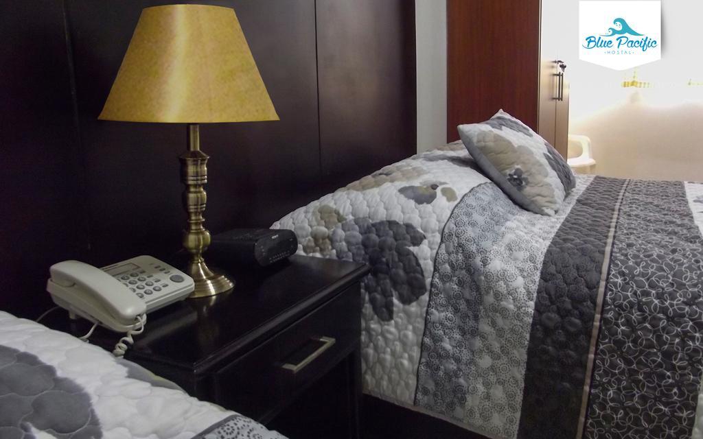 Hostal Blue Pacific Манта Екстер'єр фото