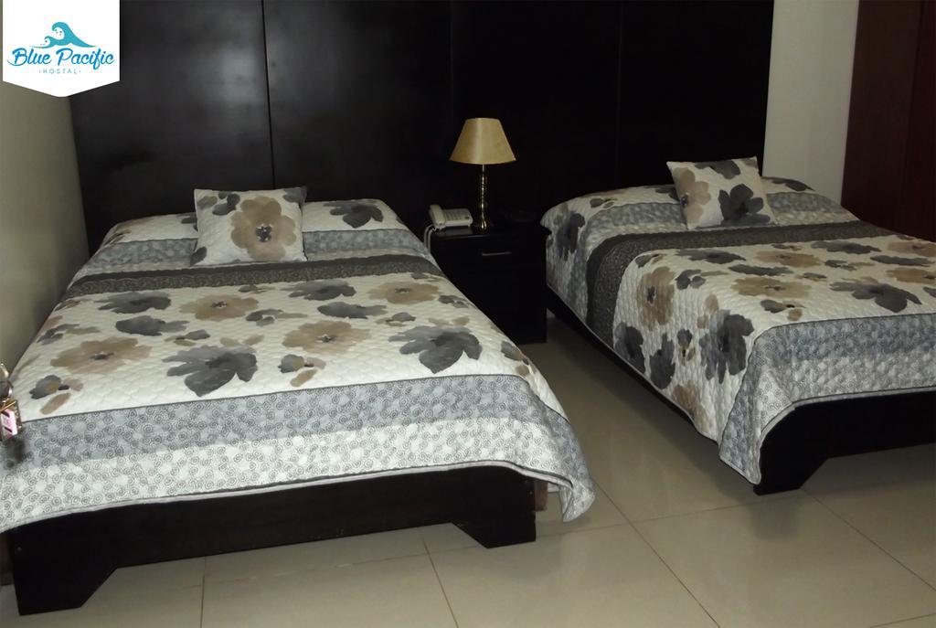 Hostal Blue Pacific Манта Екстер'єр фото