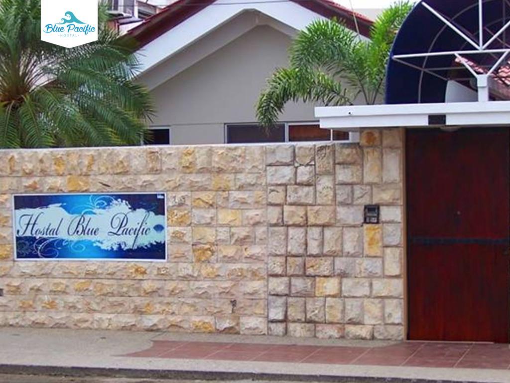 Hostal Blue Pacific Манта Екстер'єр фото