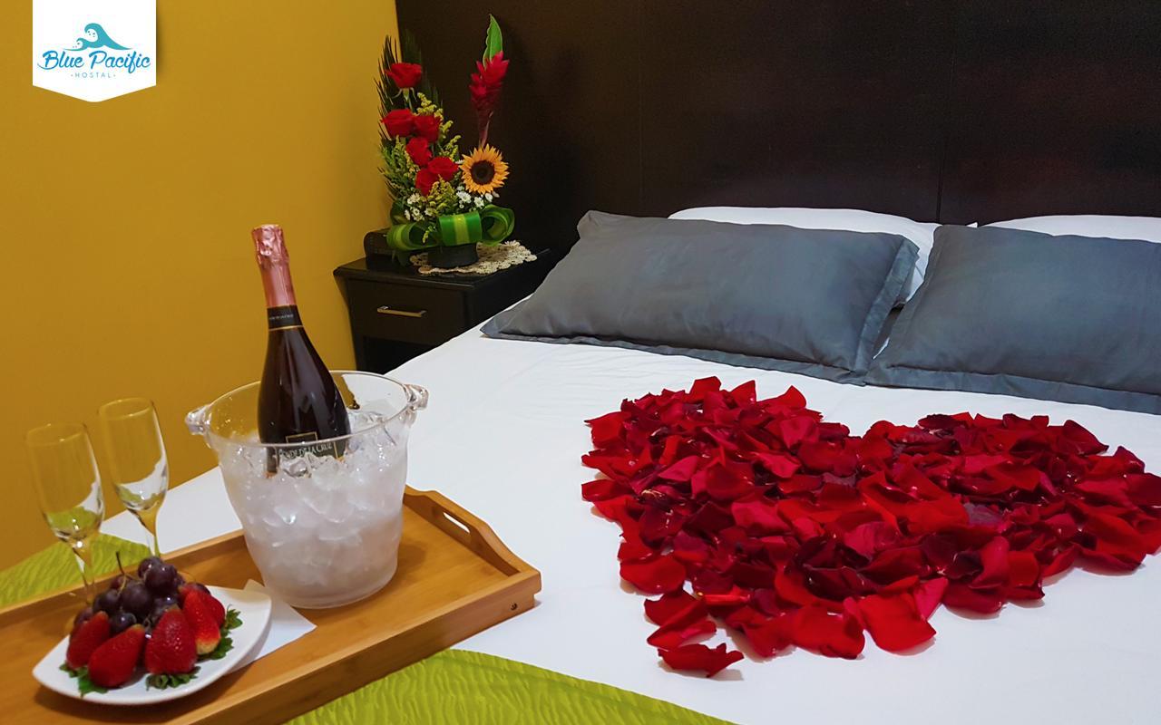 Hostal Blue Pacific Манта Екстер'єр фото