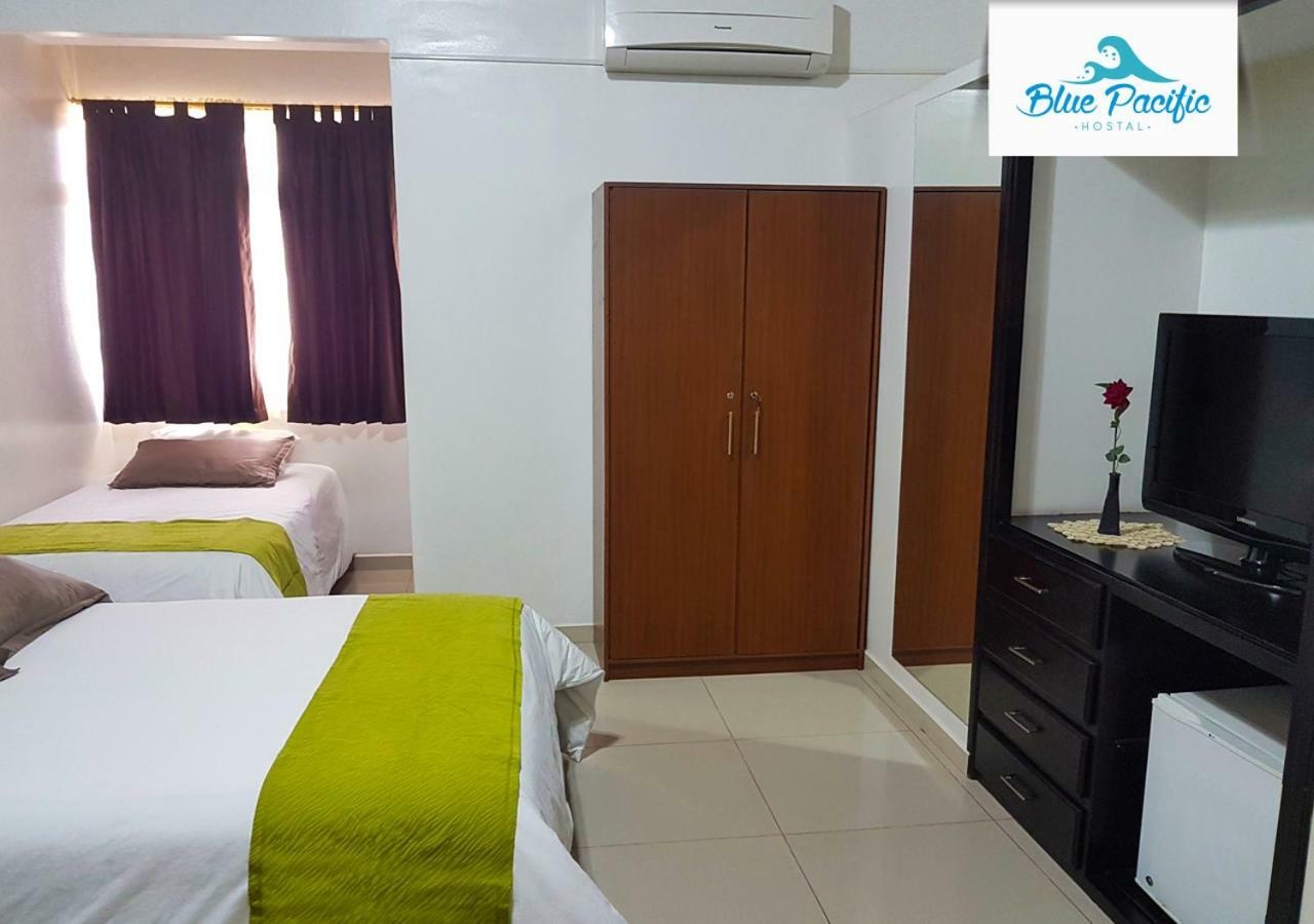 Hostal Blue Pacific Манта Екстер'єр фото
