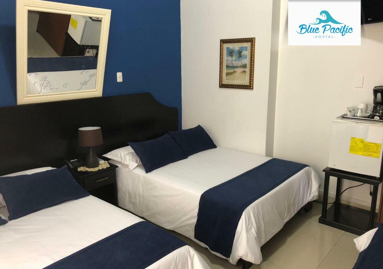 Hostal Blue Pacific Манта Екстер'єр фото
