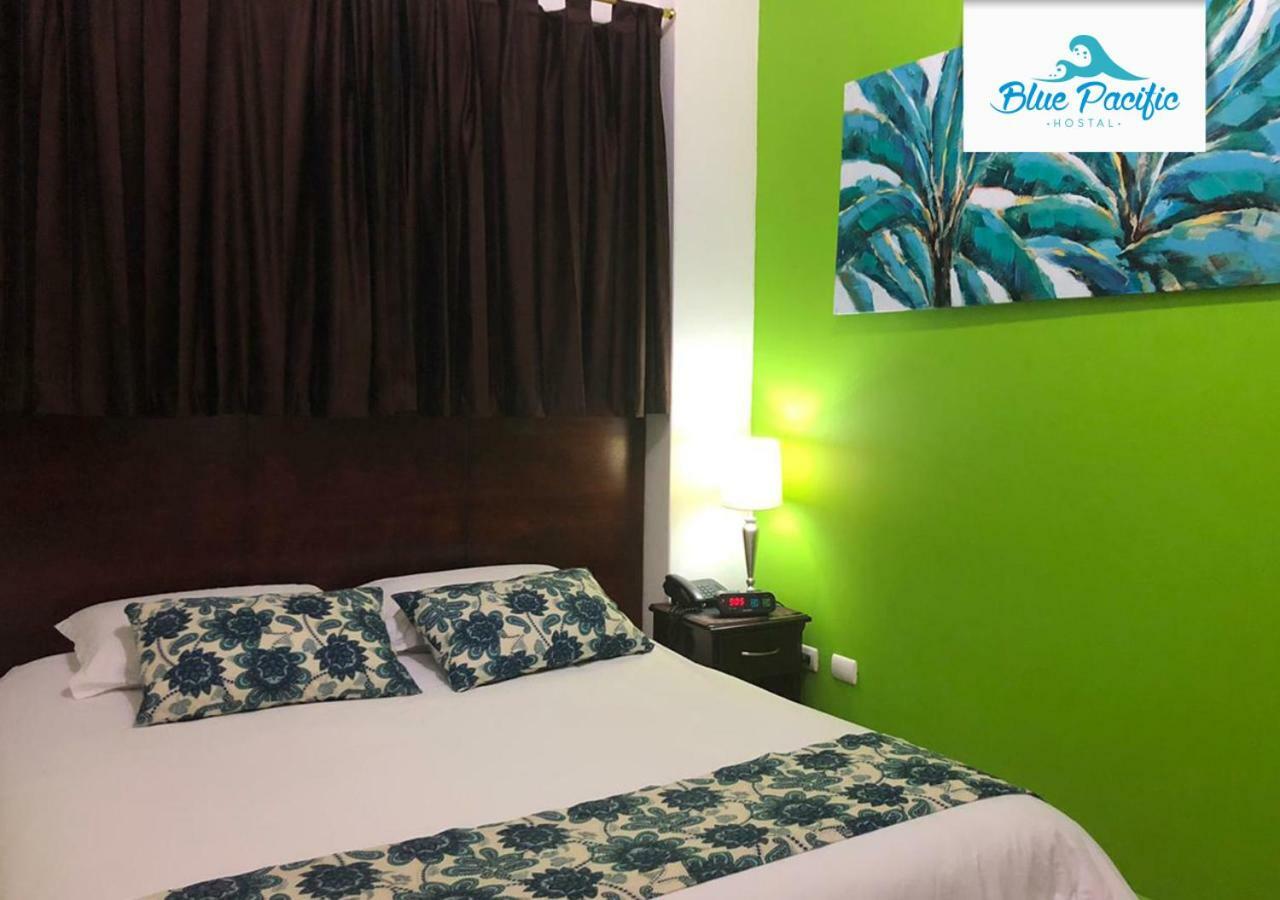 Hostal Blue Pacific Манта Екстер'єр фото