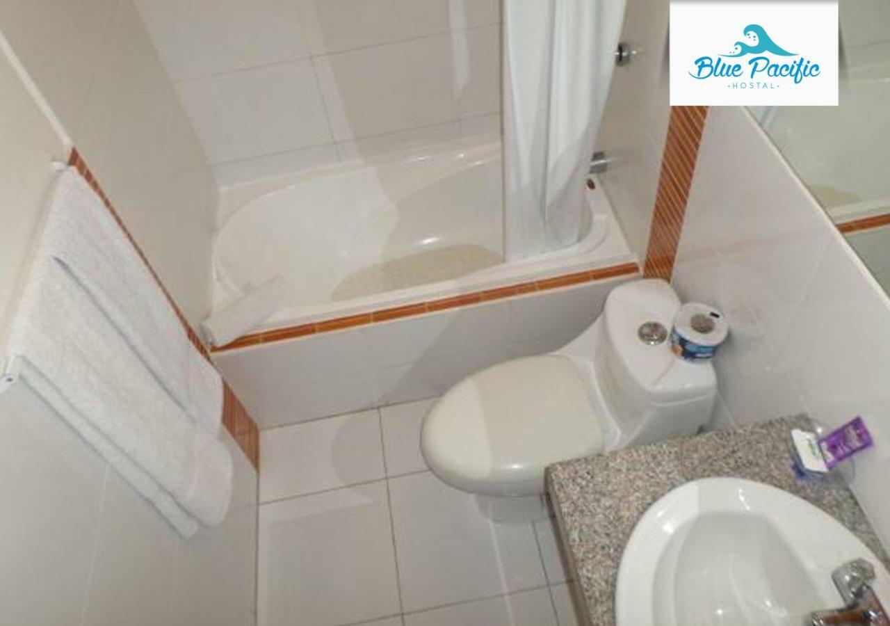 Hostal Blue Pacific Манта Екстер'єр фото